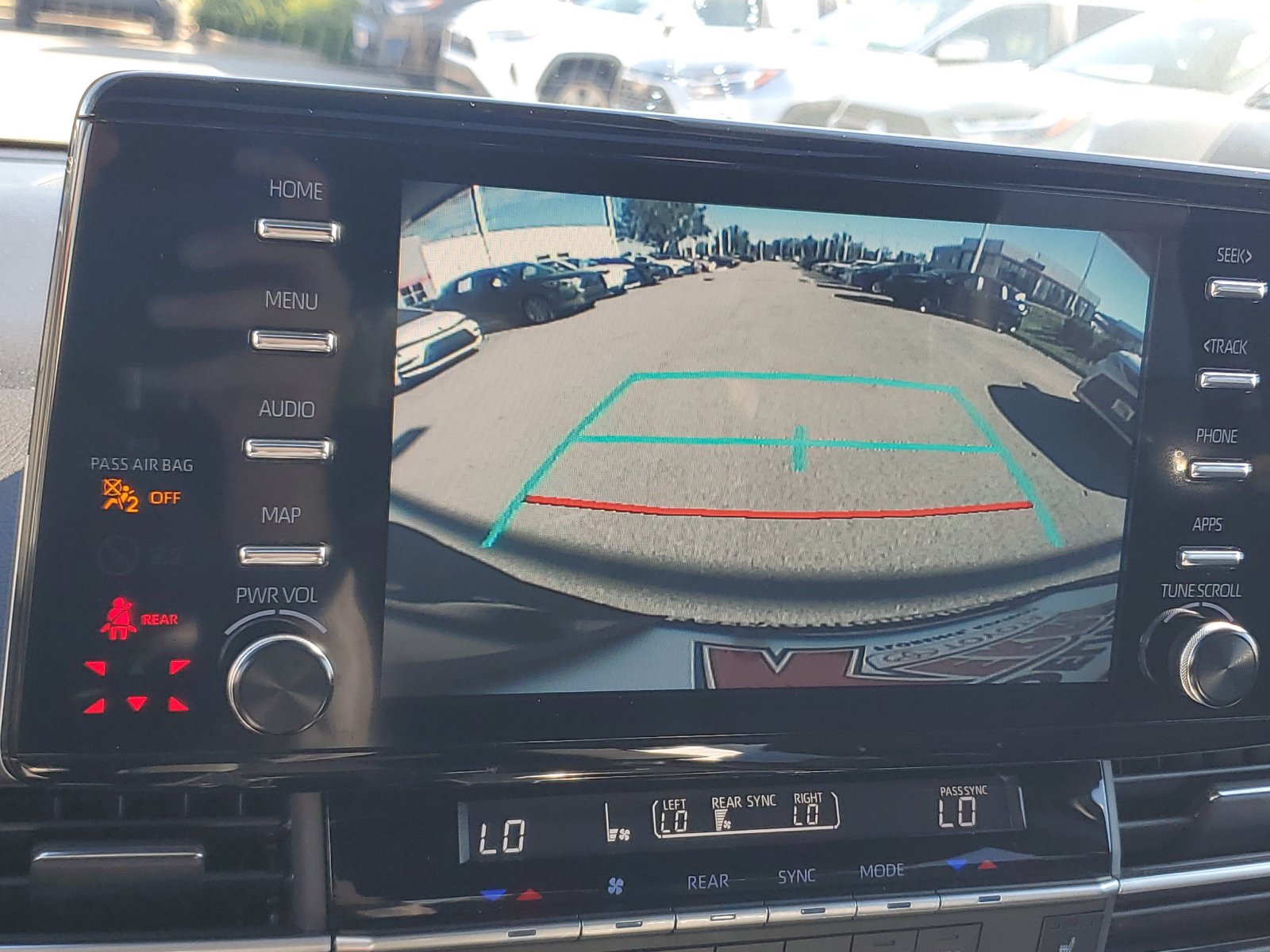 Certified 2024 Toyota Sienna XSE w/ XSE Plus Package FWD image 25