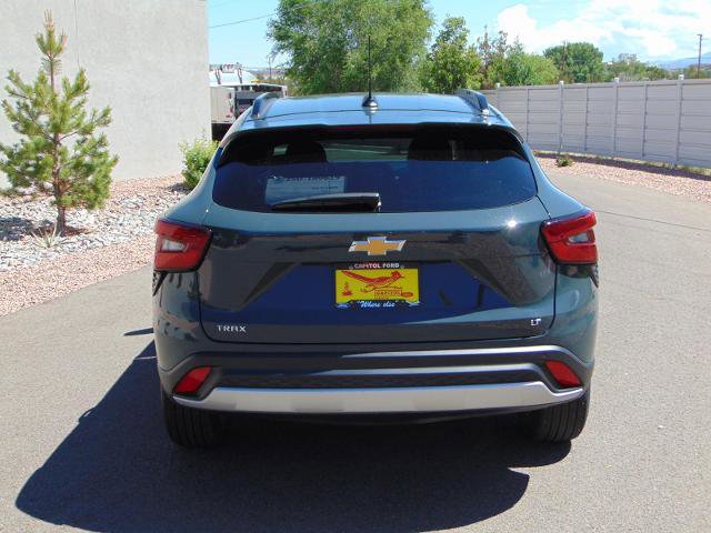 Used 2025 Chevrolet Trax LT w/ Driver Confidence Package image 5