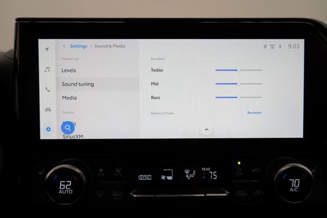 Used 2023 Toyota Highlander XSE image 44