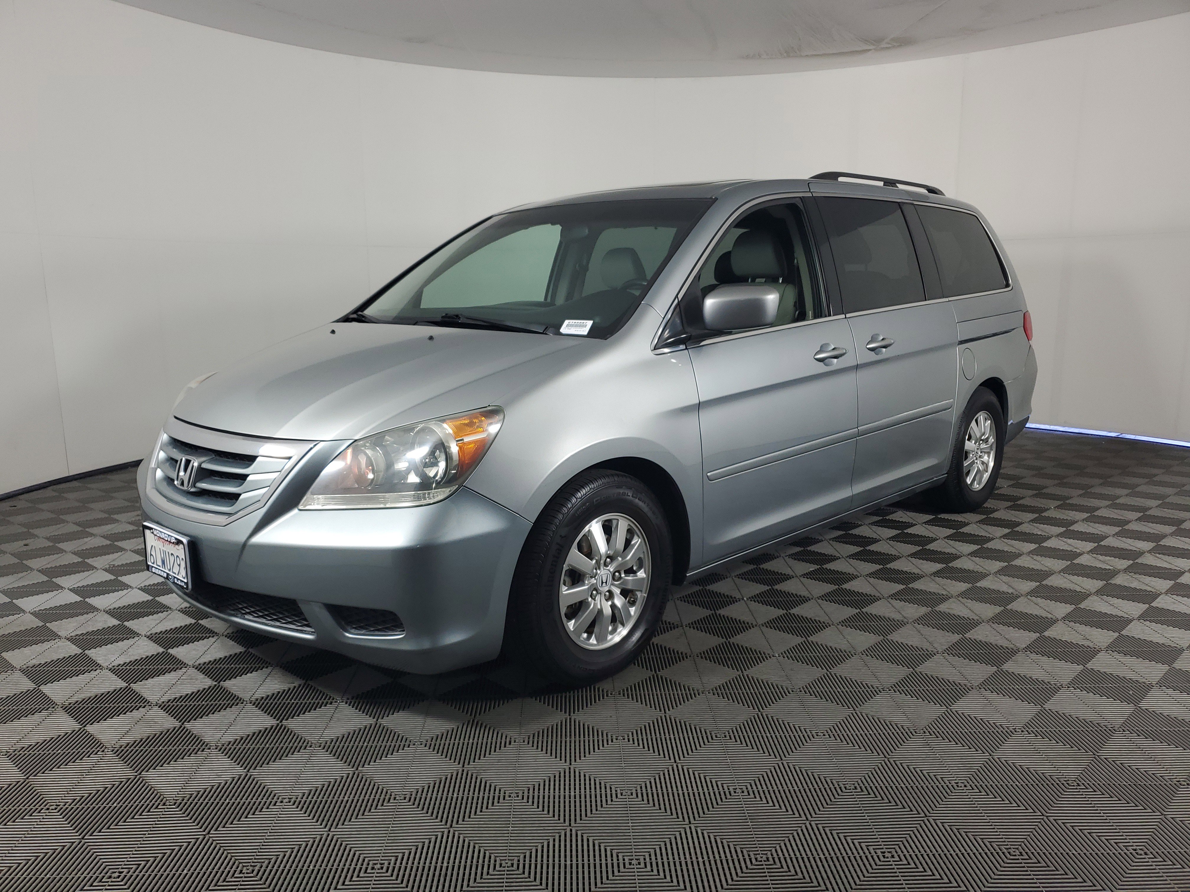 Used 2010 Honda Odyssey EX-L image 8