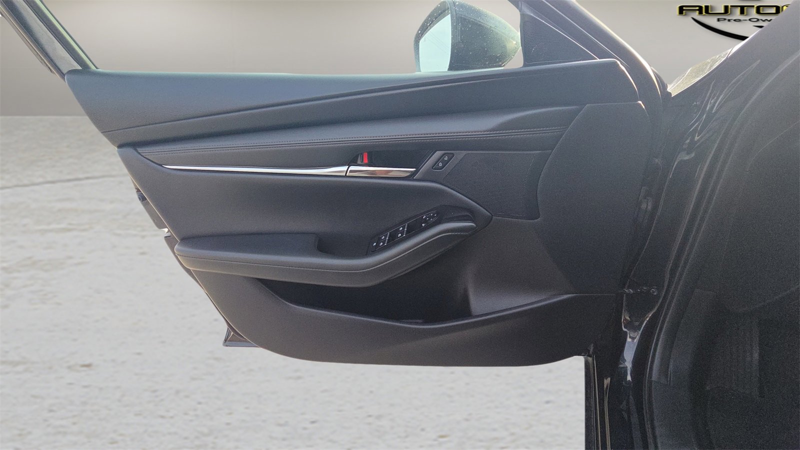 Used 2023 MAZDA MAZDA3 s image 22