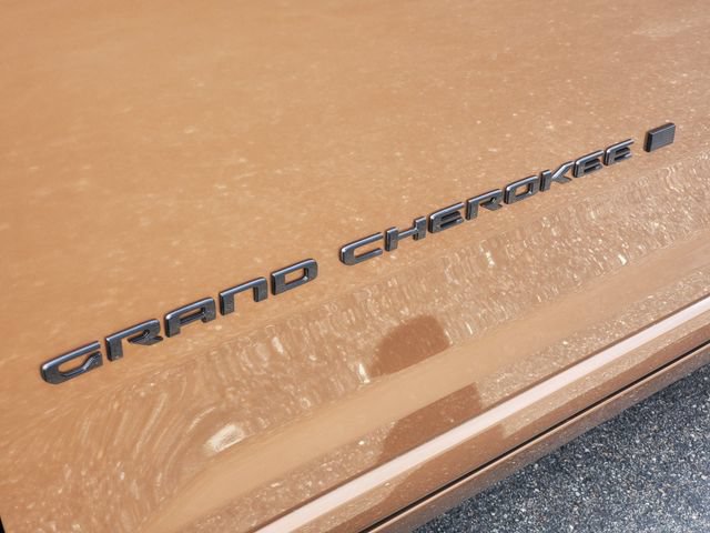 New 2026 Jeep Grand Cherokee Limited AWD/4WD image 7