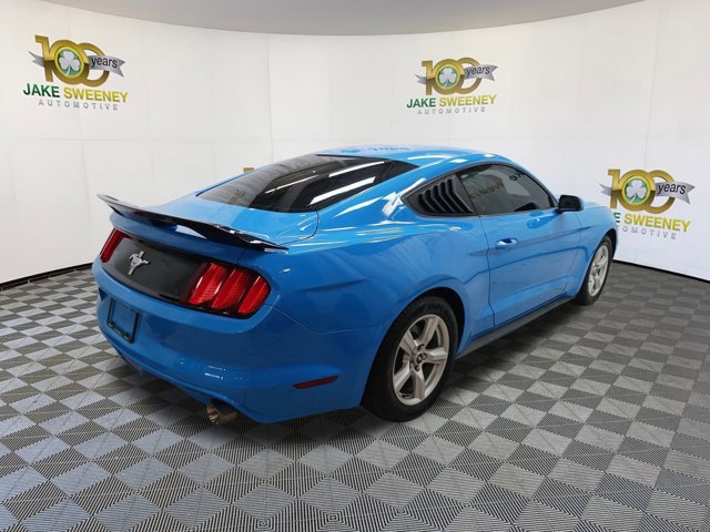 Used 2017 Ford Mustang Coupe image 10