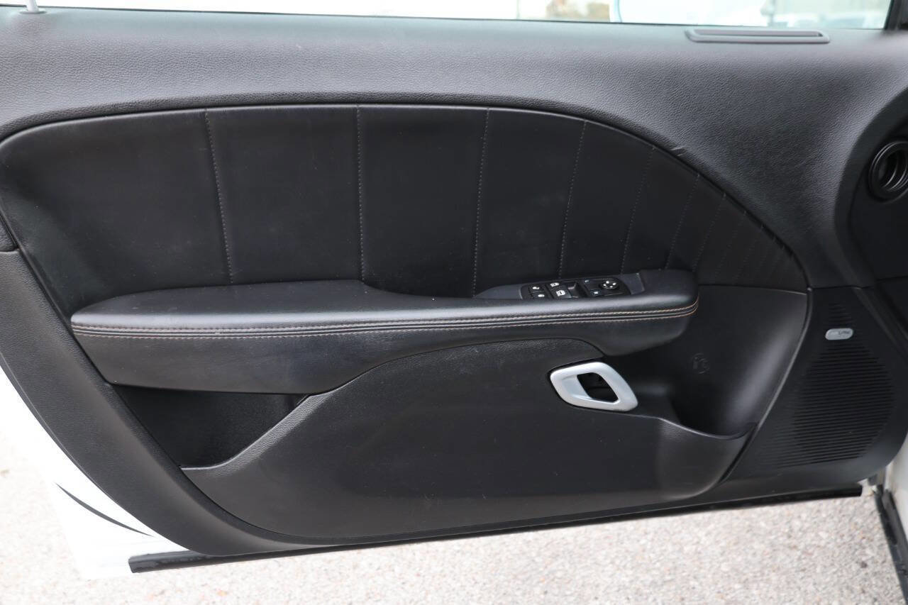 Used 2016 Dodge Challenger R/T Plus image 12