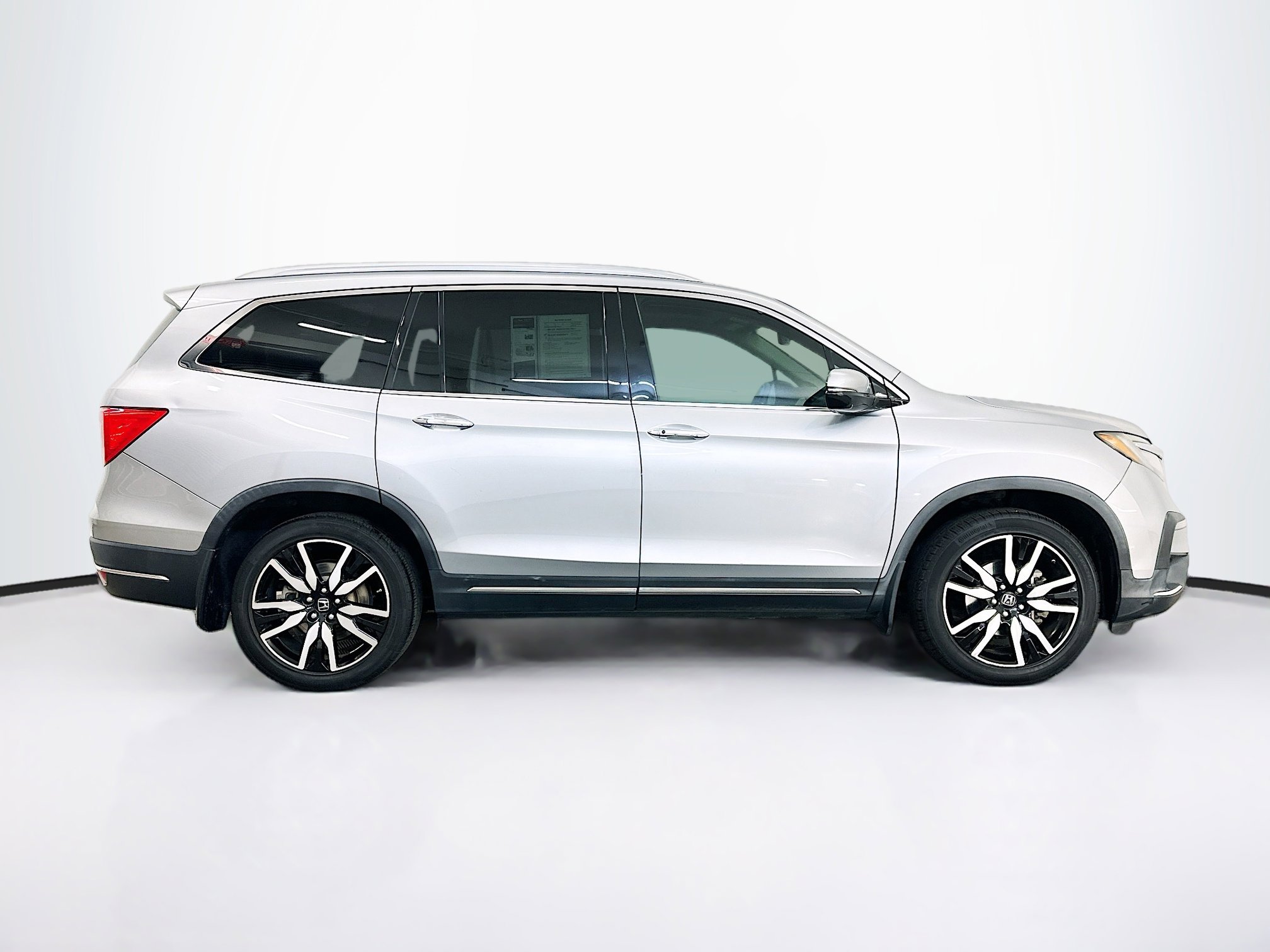 Used 2019 Honda Pilot Touring image 10