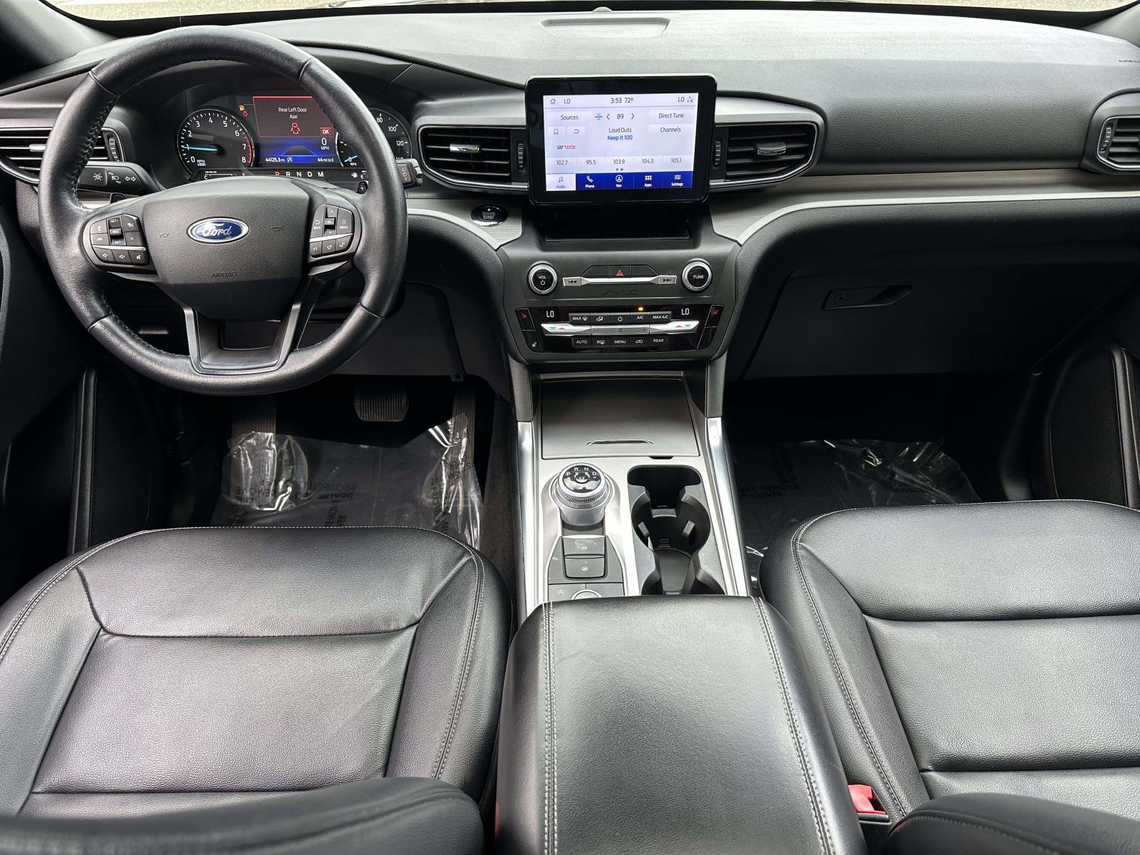 Used 2020 Ford Explorer XLT w/ Equipment Group 202A image 14