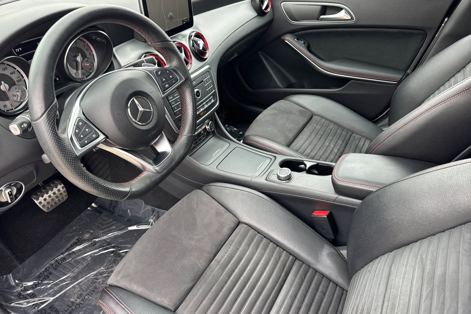 Used 2016 Mercedes-Benz CLA 250 image 4