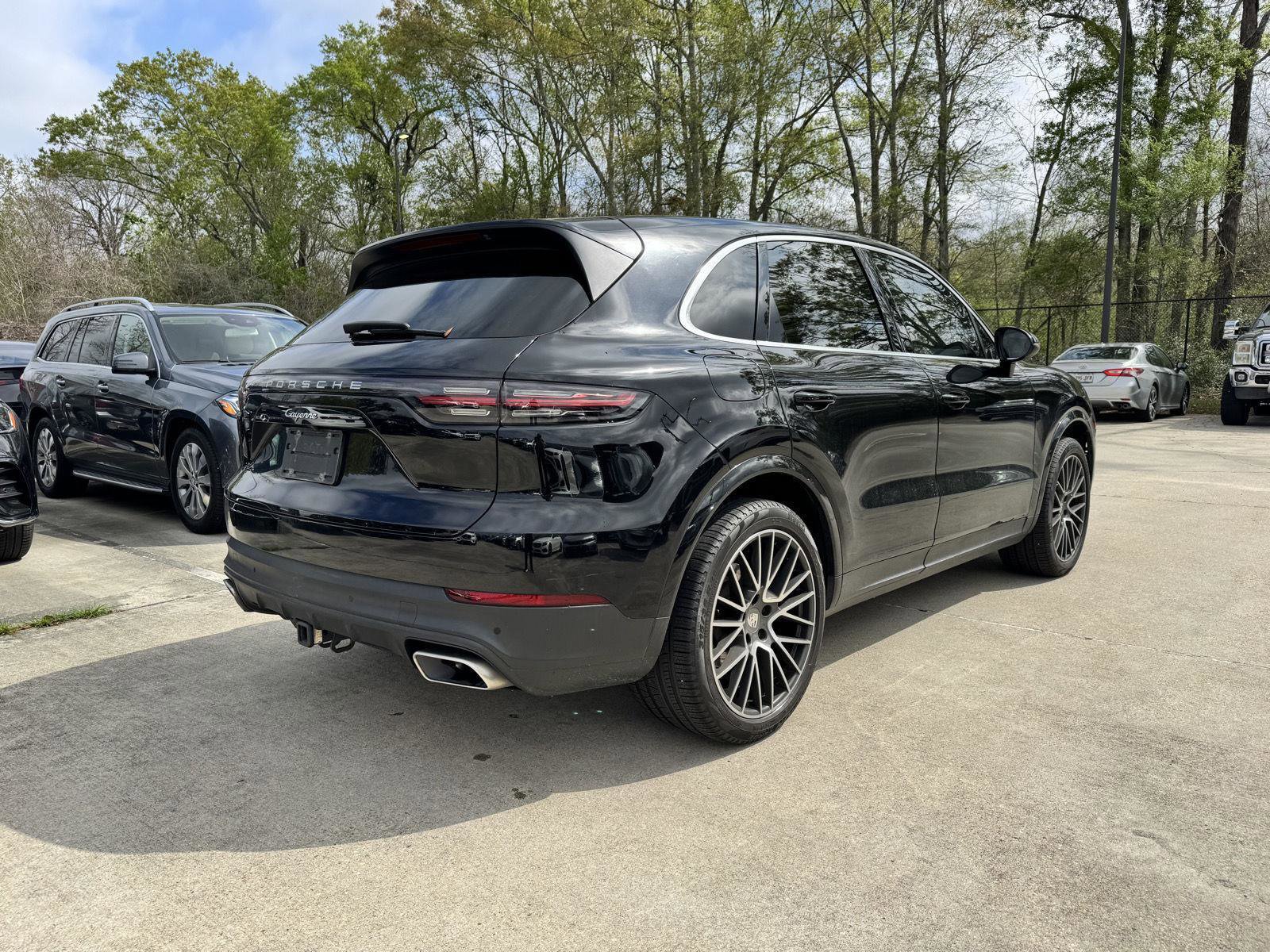 Used 2019 Porsche Cayenne image 25