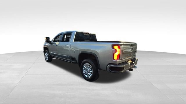 Used 2024 Chevrolet Silverado 2500 High Country w/ High Country Premium Package image 6