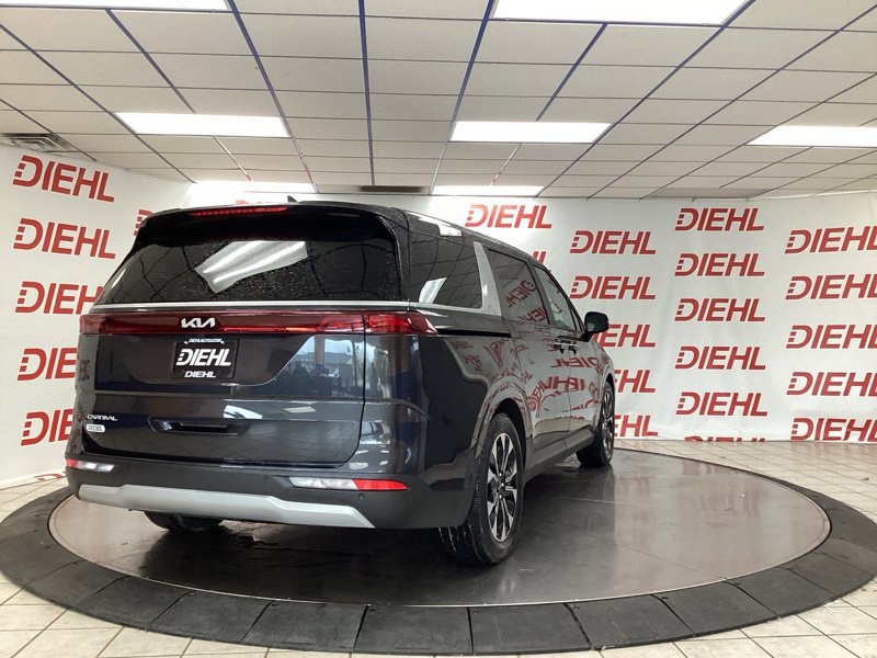 Certified 2024 Kia Carnival EX FWD image 7