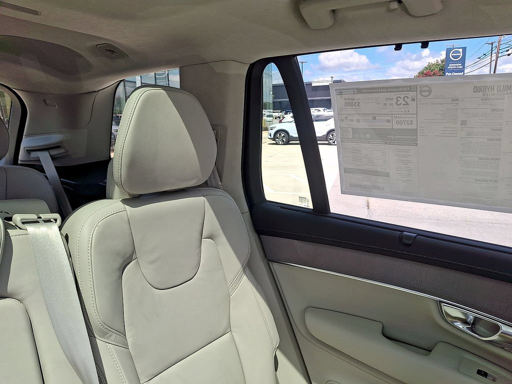 New 2026 Volvo XC90 B6 Ultra w/ Lounge Package AWD/4WD image 14