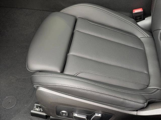 New 2026 BMW 330i xDrive Sedan w/ Premium Package image 4