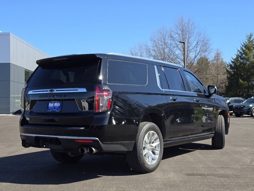 Used 2024 Chevrolet Suburban Premier image 12