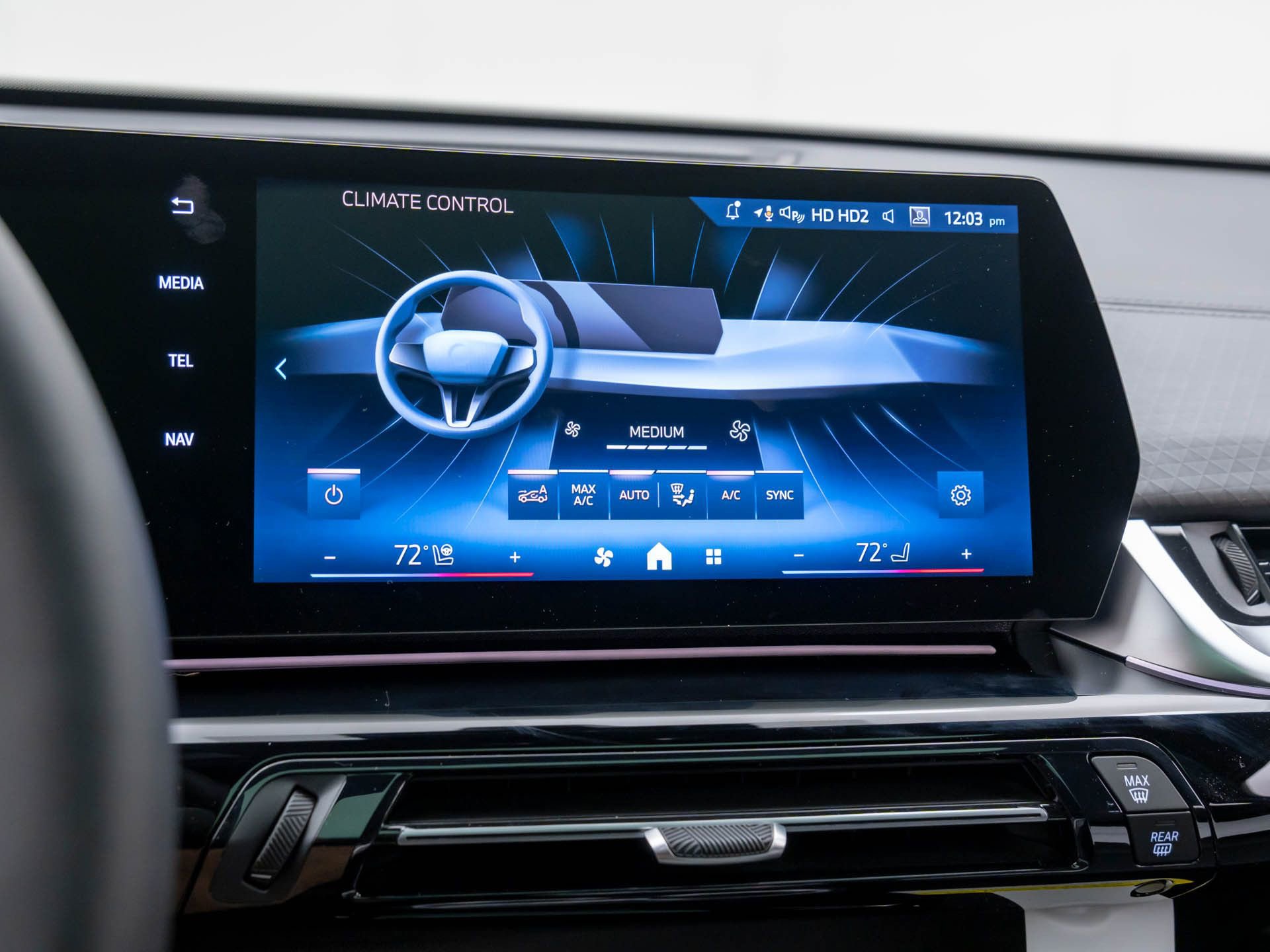 New 2026 BMW X2 xDrive28i w/ Technology Package image 25