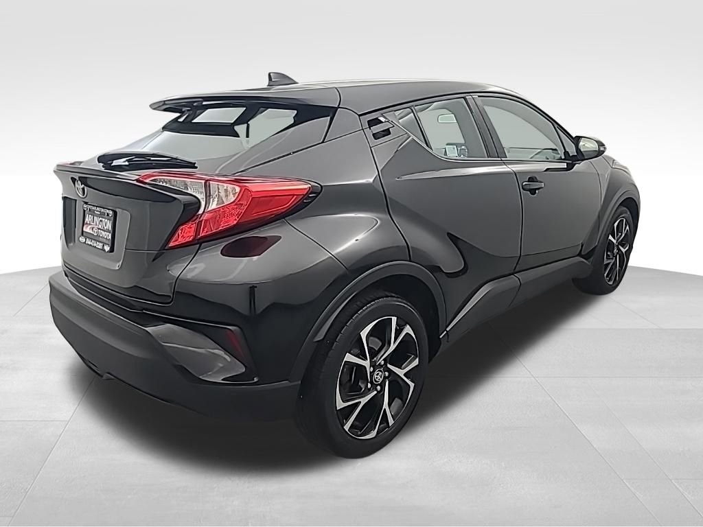Used 2020 Toyota C-HR XLE image 4