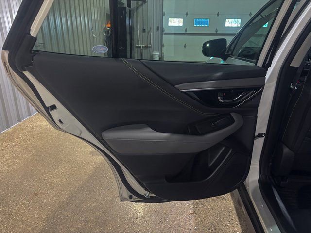 Used 2023 Subaru Outback Onyx Edition w/ Popular Package #2 image 20