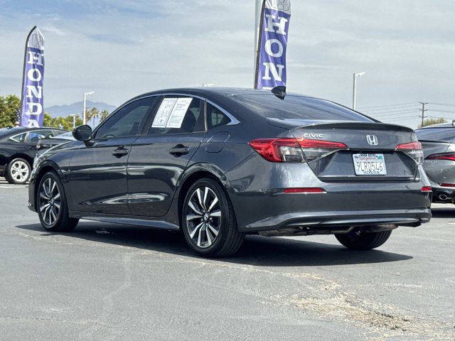 Used 2024 Honda Civic EX image 3