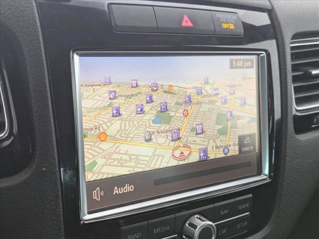 Used 2014 Volkswagen Touareg TDI image 14