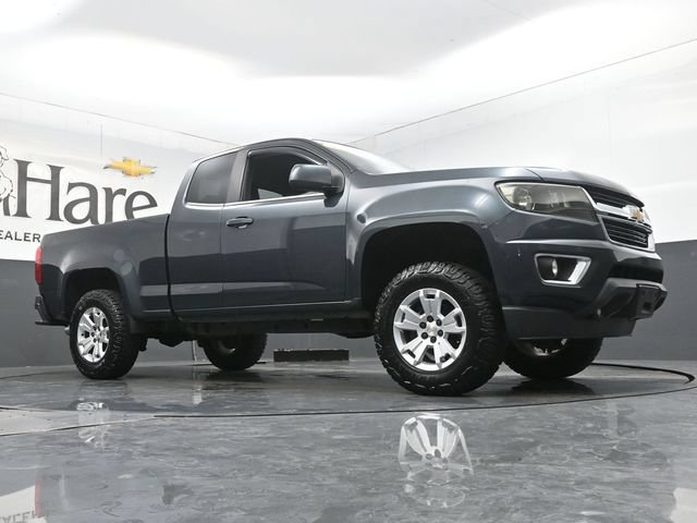 Used 2017 Chevrolet Colorado LT w/ LT Convenience Package RWD image 2
