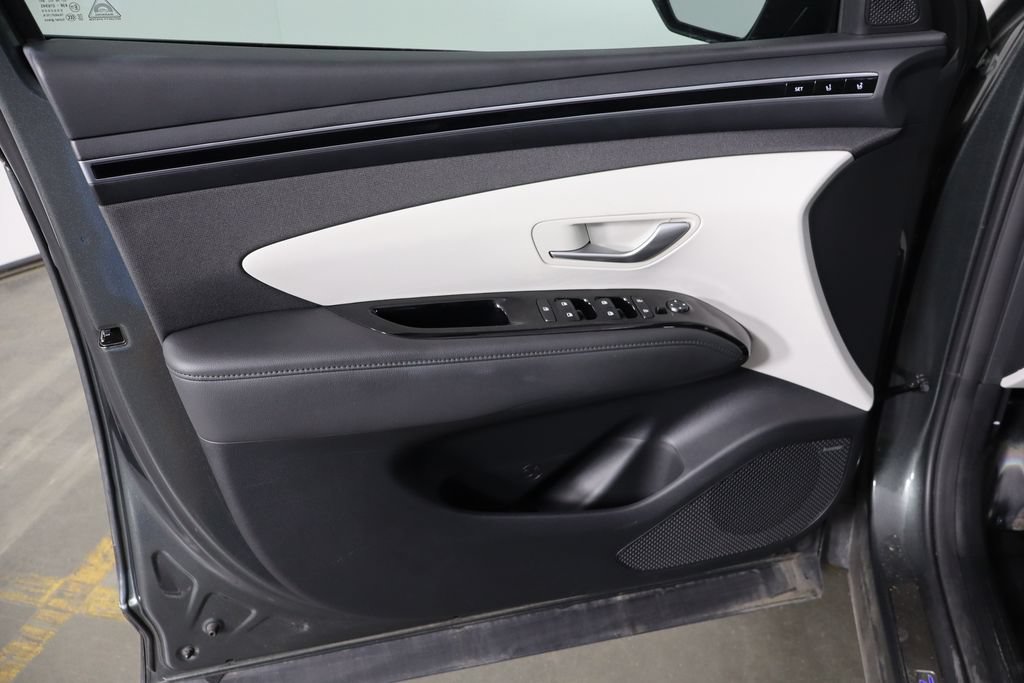 Used 2024 Hyundai Tucson Limited AWD/4WD image 20