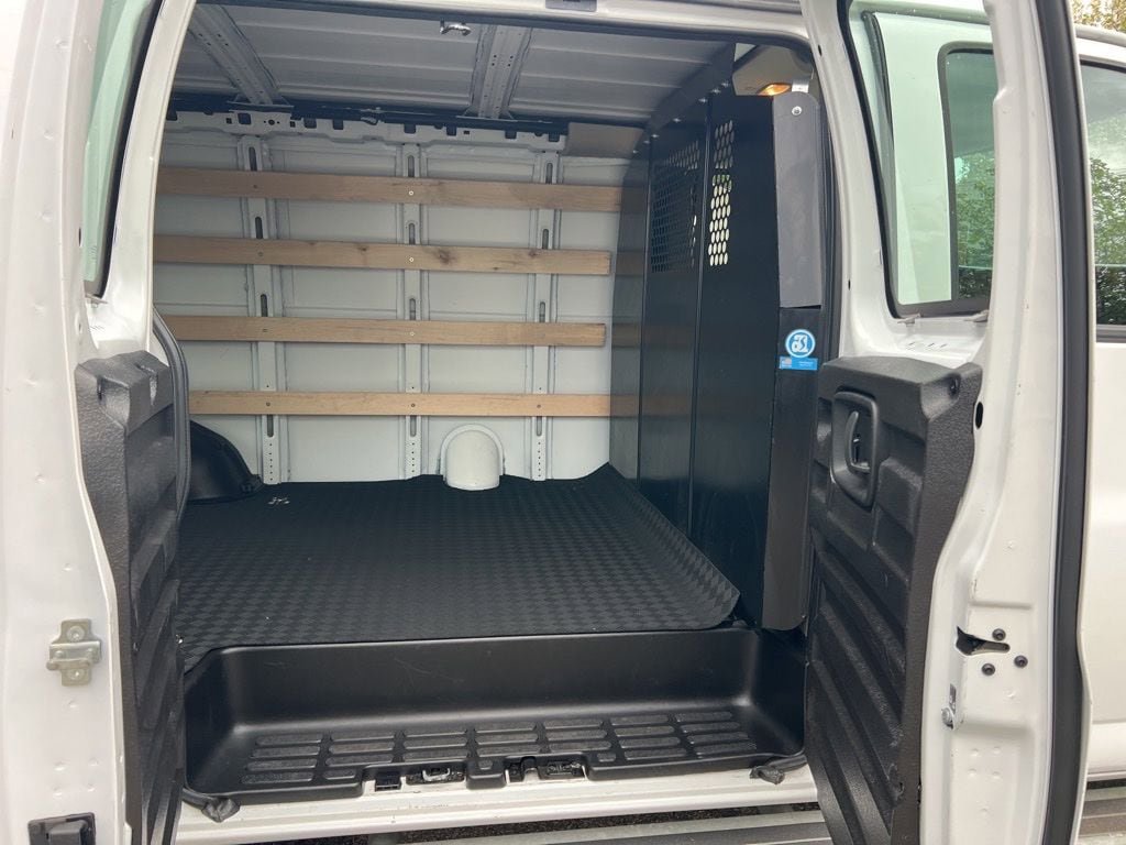 Used 2024 Chevrolet Express 2500 w/ Driver Convenience Package RWD image 21