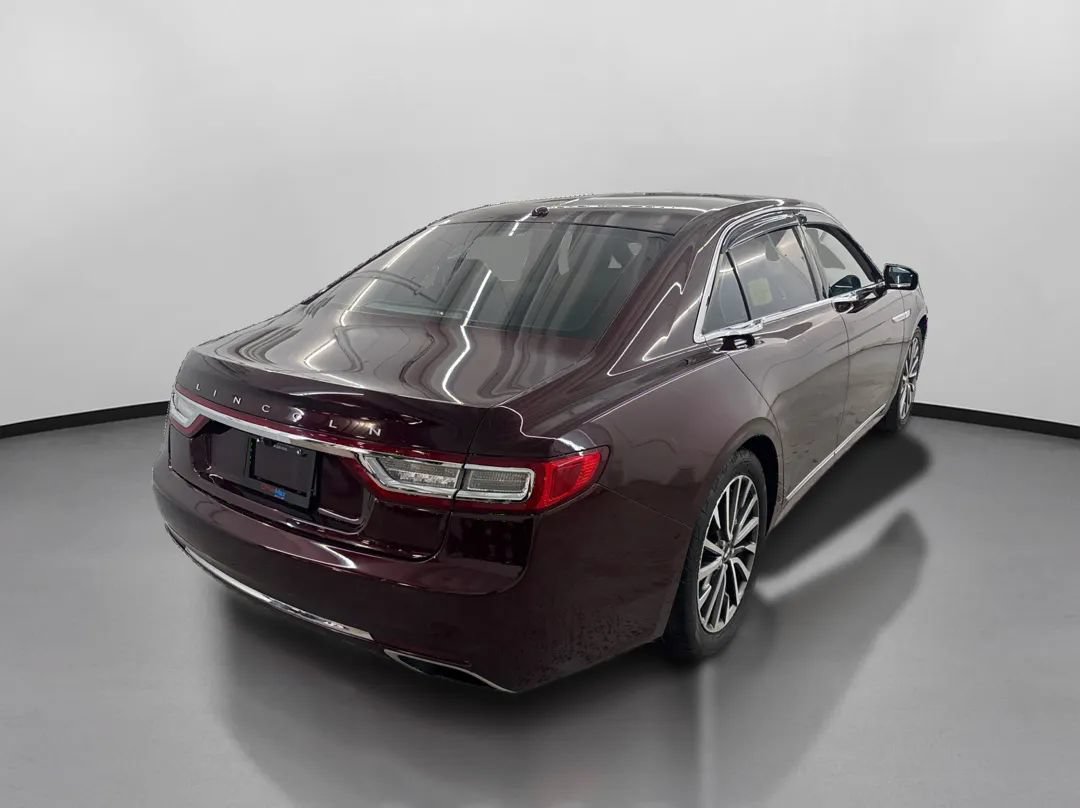 Used 2017 Lincoln Continental Select FWD image 10