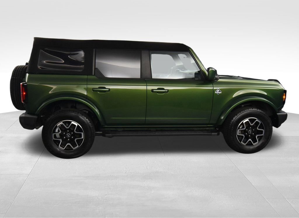 Used 2023 Ford Bronco Outer Banks image 7