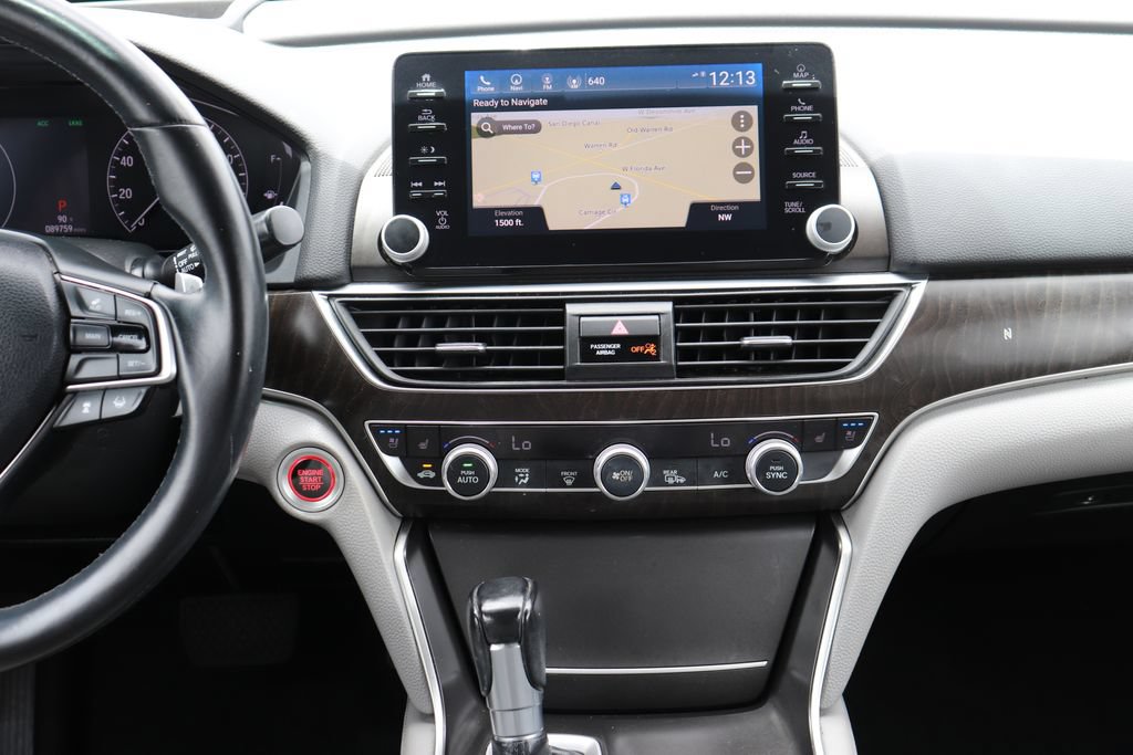 Used 2018 Honda Accord Touring image 15