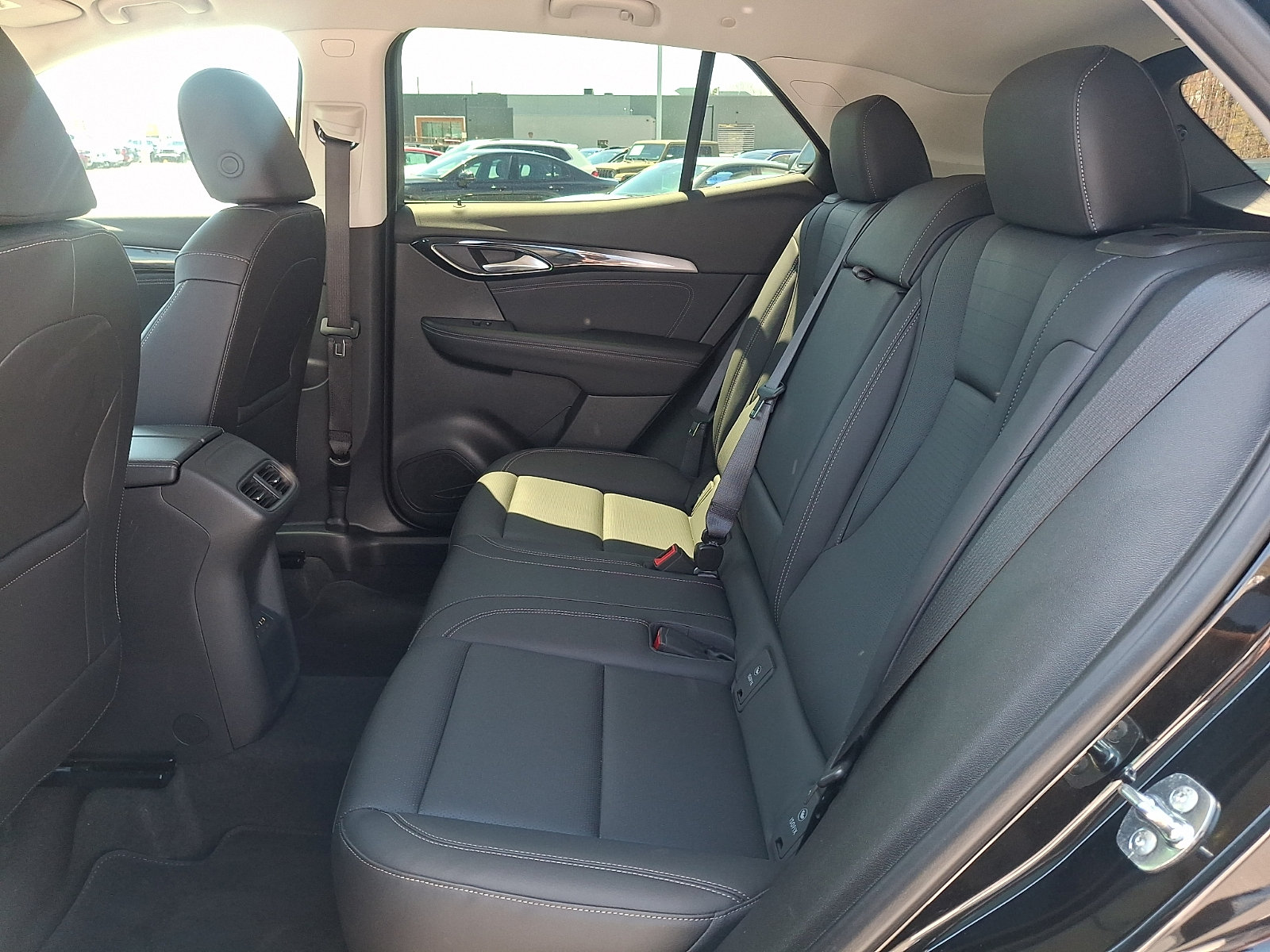 Used 2025 Buick Envision Preferred AWD/4WD image 10
