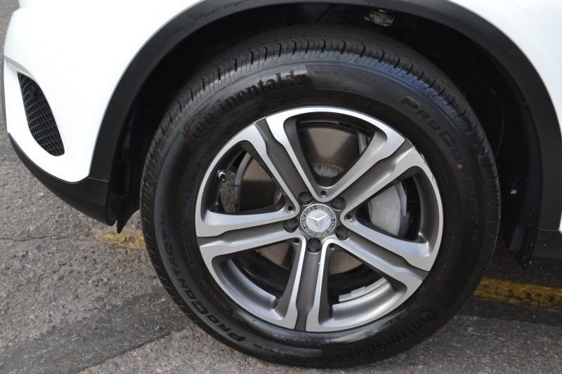 Used 2016 Mercedes-Benz GLC 300 4MATIC image 36