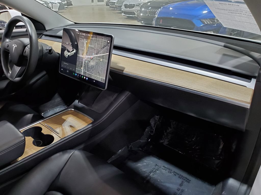 Used 2021 Tesla Model 3 Standard Range Plus RWD image 15