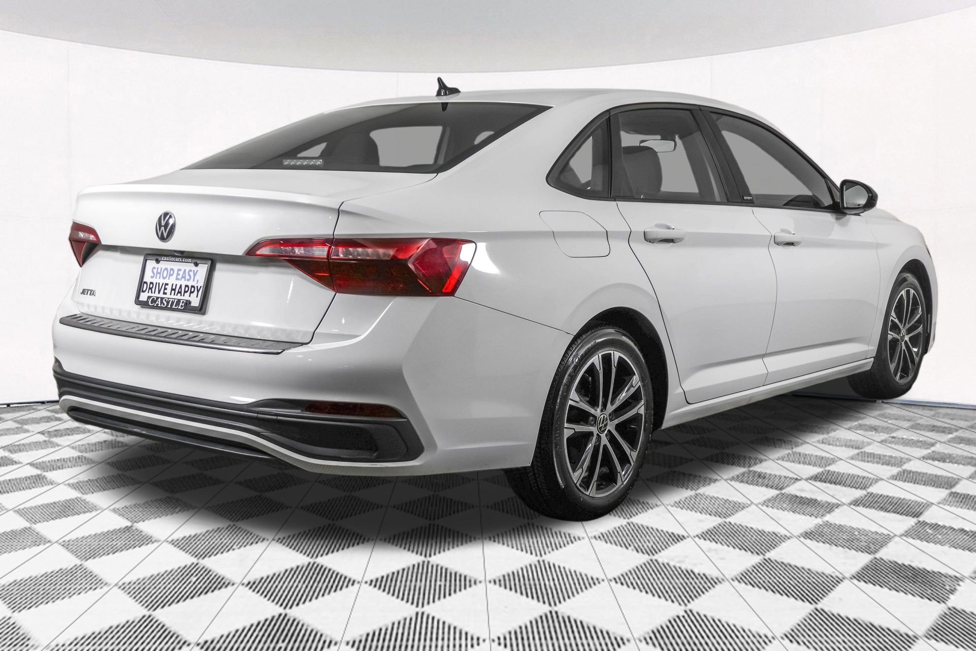 Used 2023 Volkswagen Jetta Sport image 13