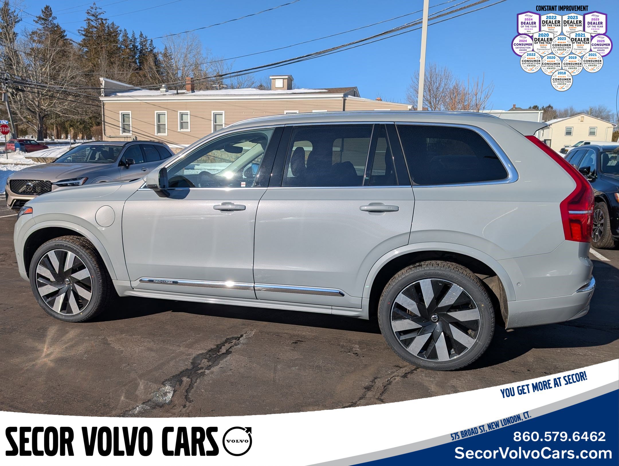 Certified 2024 Volvo XC90 T8 Plus w/ Protection Package Premier image 6