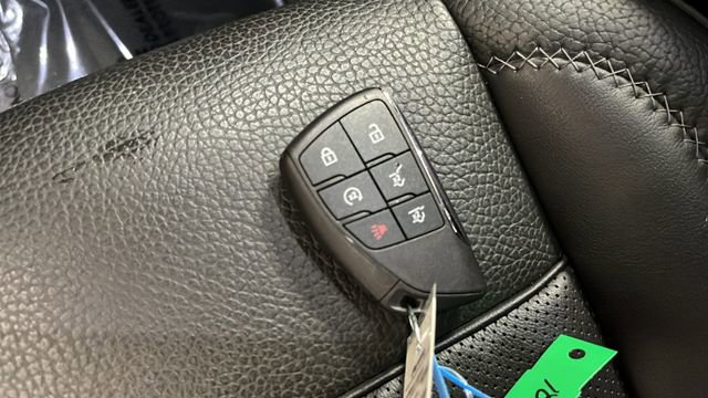 Used 2023 GMC Yukon Denali AWD/4WD image 44