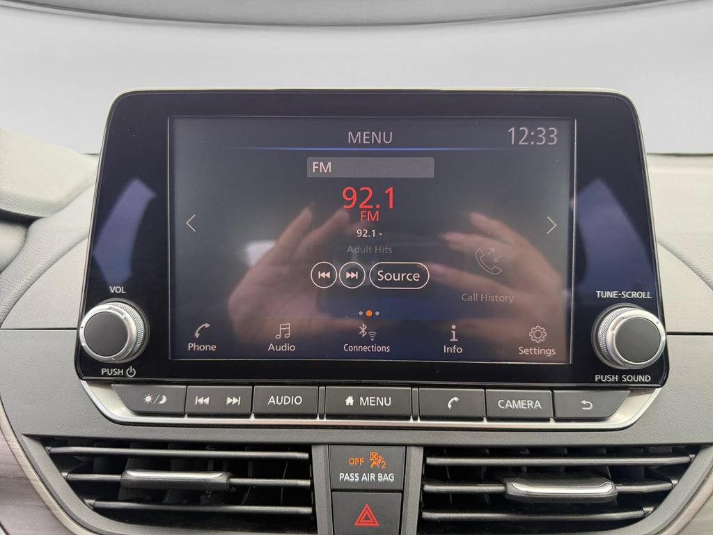 Used 2024 Nissan Altima 2.5 SV FWD image 26