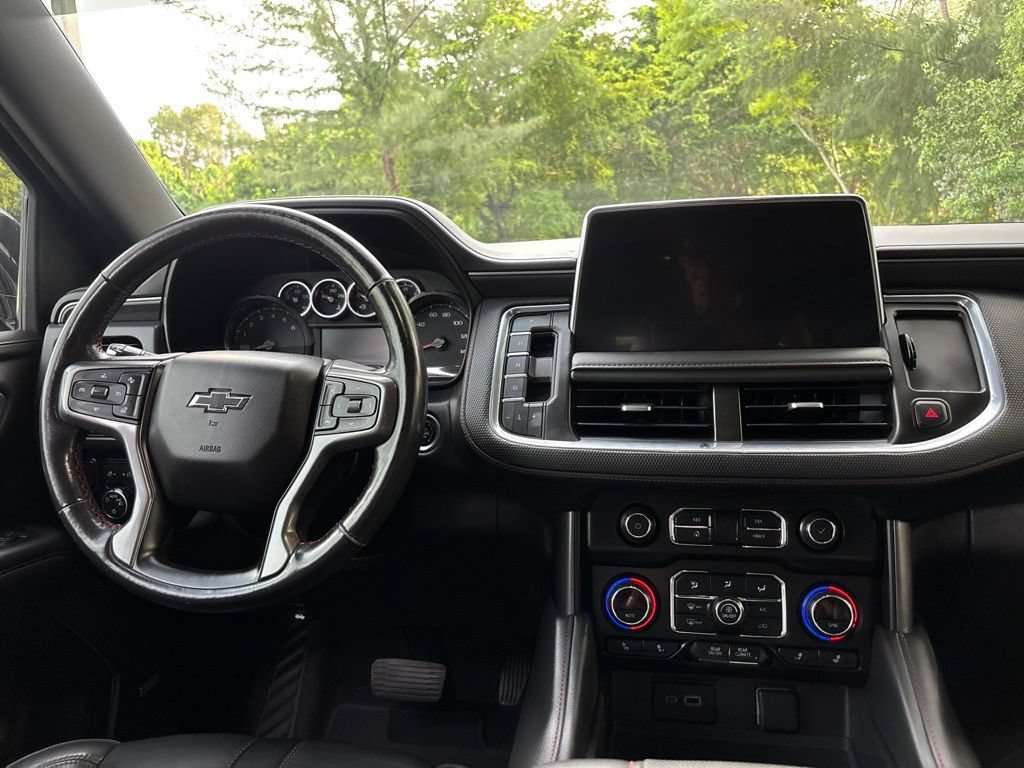 Used 2021 Chevrolet Suburban RST w/ Luxury Package RWD image 23