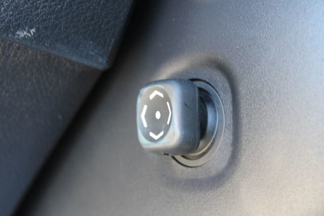 Used 2023 Lexus GX 460 Premium w/ Premium Package image 27