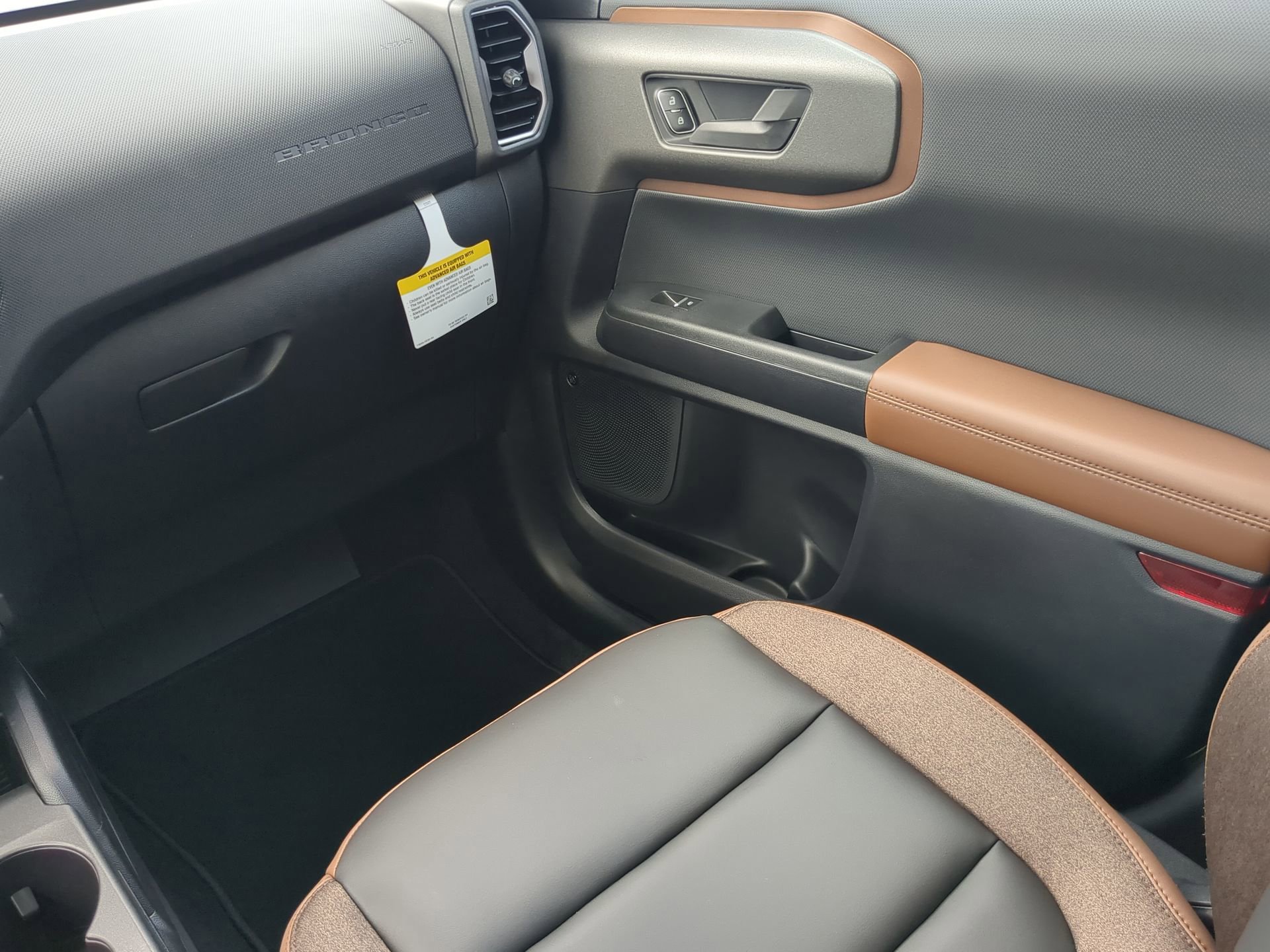 New 2025 Ford Bronco Sport Outer Banks w/ Outer Banks Tech Package+ AWD/4WD image 48