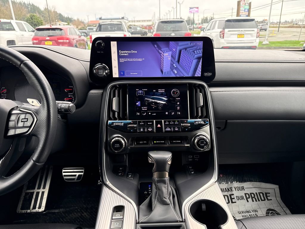 Used 2023 Lexus LX 600 F Sport image 27