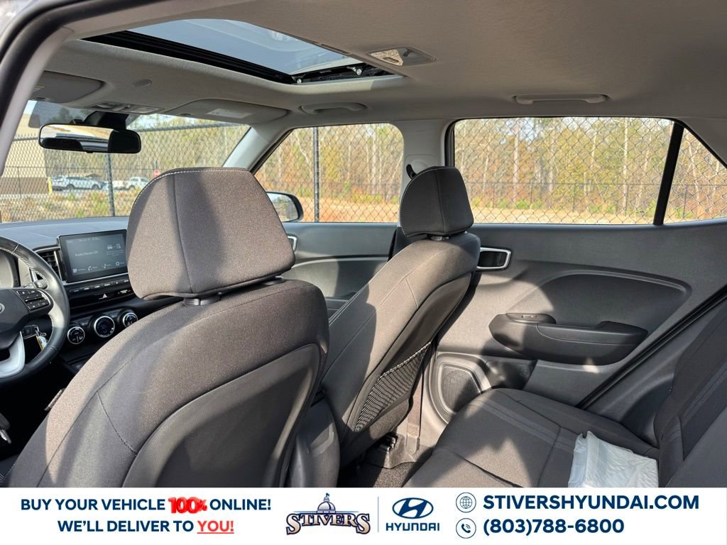 Certified 2023 Hyundai Venue SEL w/ Cargo Package image 21