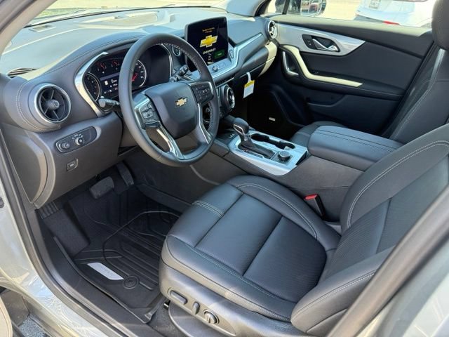 New 2026 Chevrolet Blazer LT w/ Sound & Technology Package AWD/4WD image 14