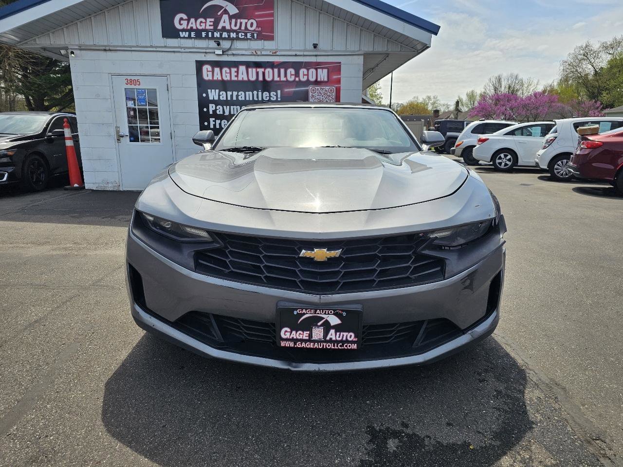 Used 2020 Chevrolet Camaro LT RWD image 3