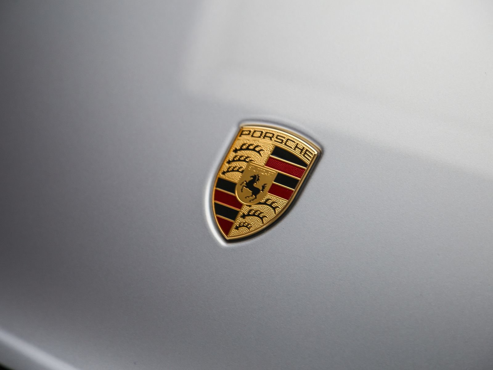 Certified 2026 Porsche Macan AWD/4WD image 12