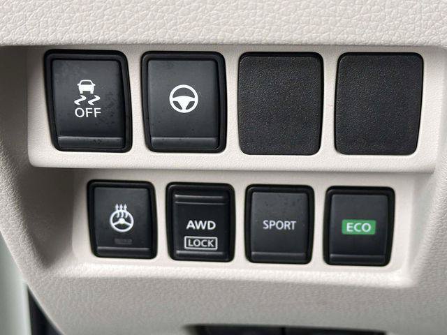Used 2022 Nissan Rogue Sport SV w/ Technology Package AWD/4WD image 16