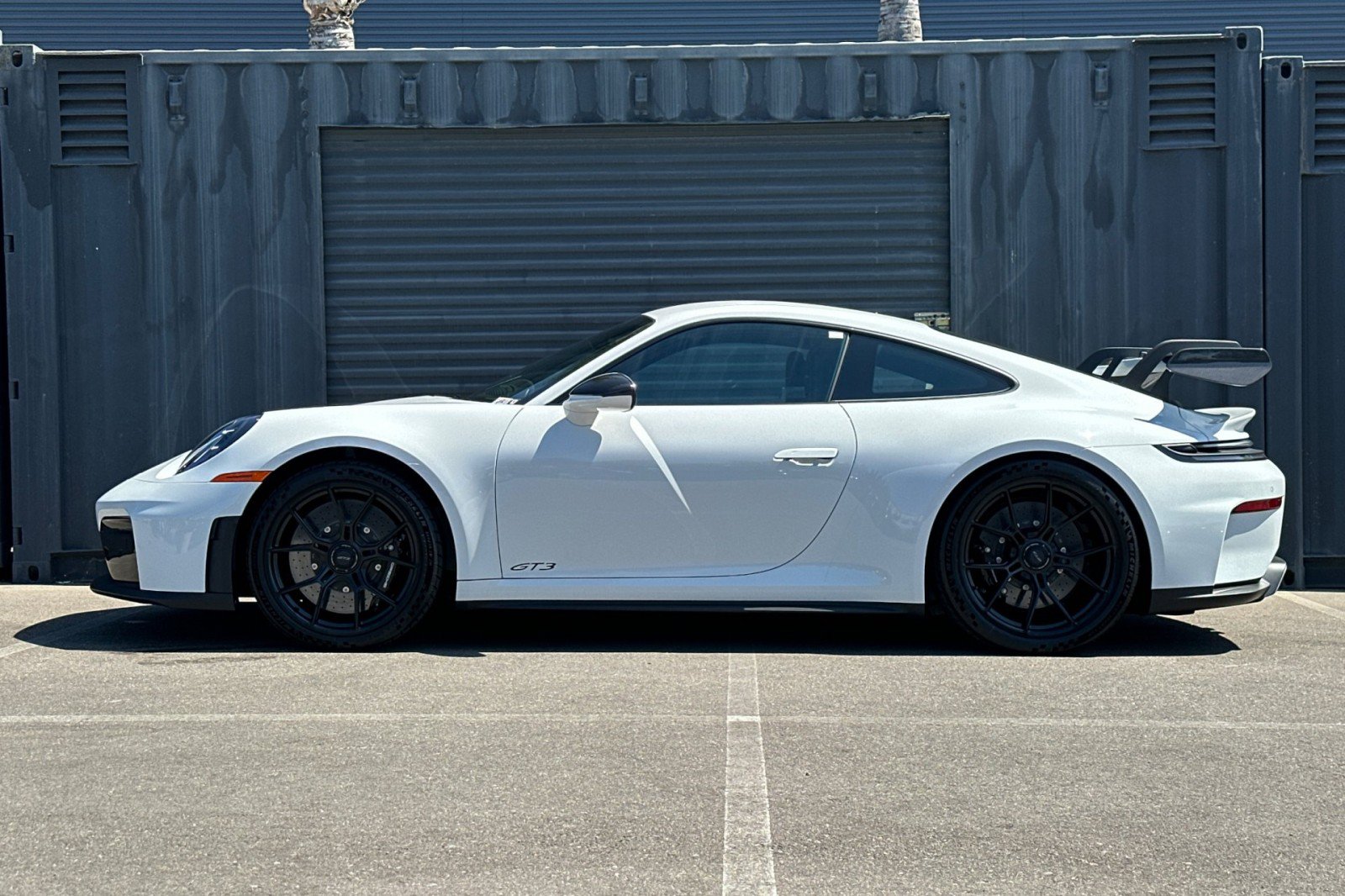New 2026 Porsche 911 GT3 RWD image 2