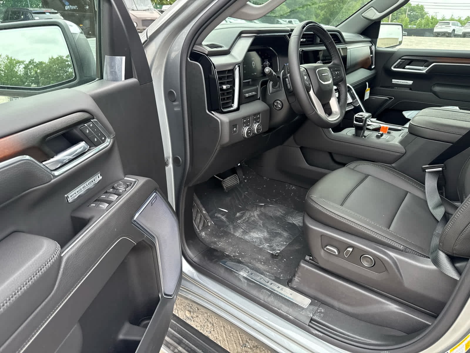 New 2026 GMC Sierra 1500 Denali AWD/4WD image 12