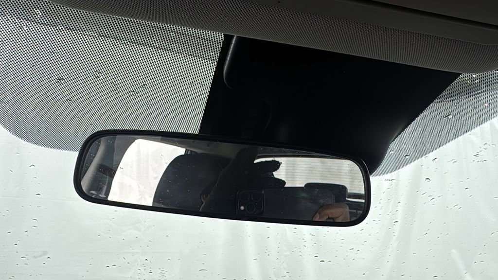 Used 2021 Nissan Rogue Sport SV w/ Technology Package image 22