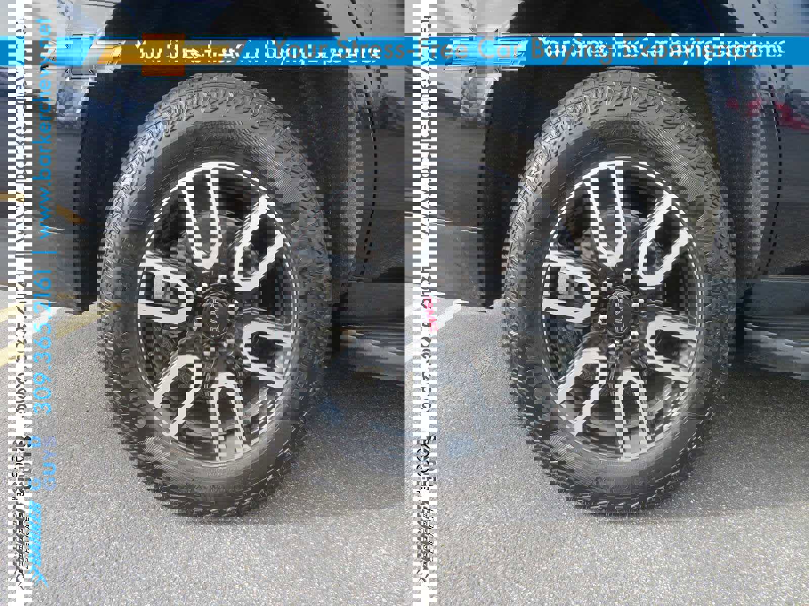 Used 2023 GMC Yukon AT4 image 10