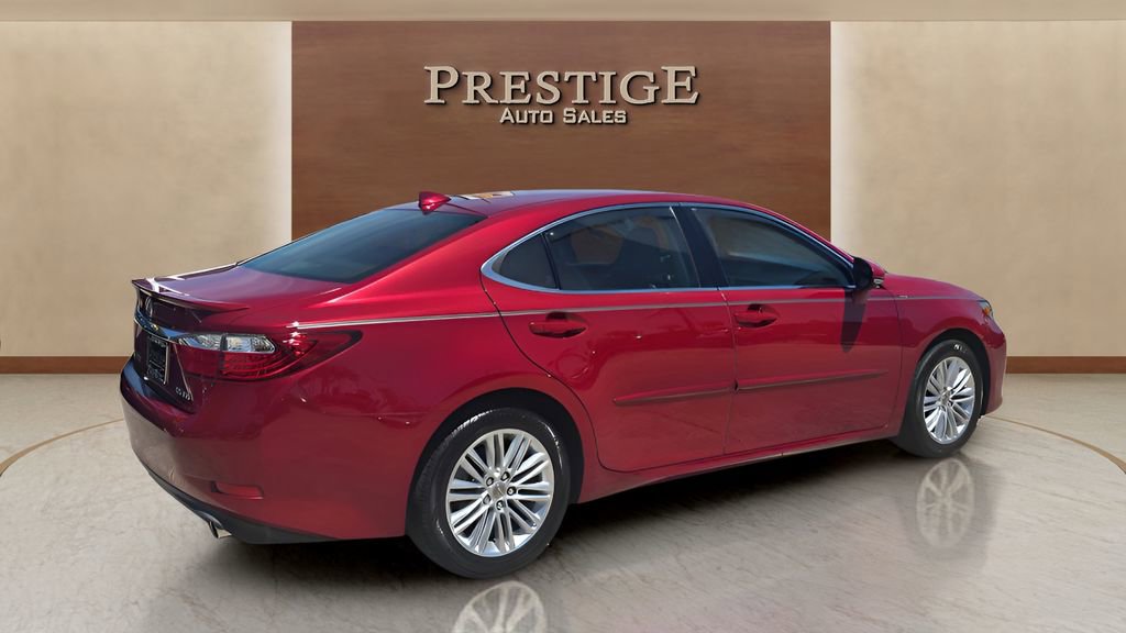 Used 2015 Lexus ES 350 w/ Luxury Package FWD image 11