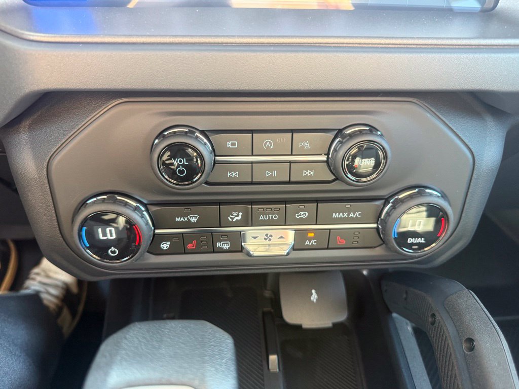 New 2026 Ford Bronco Badlands AWD/4WD image 23
